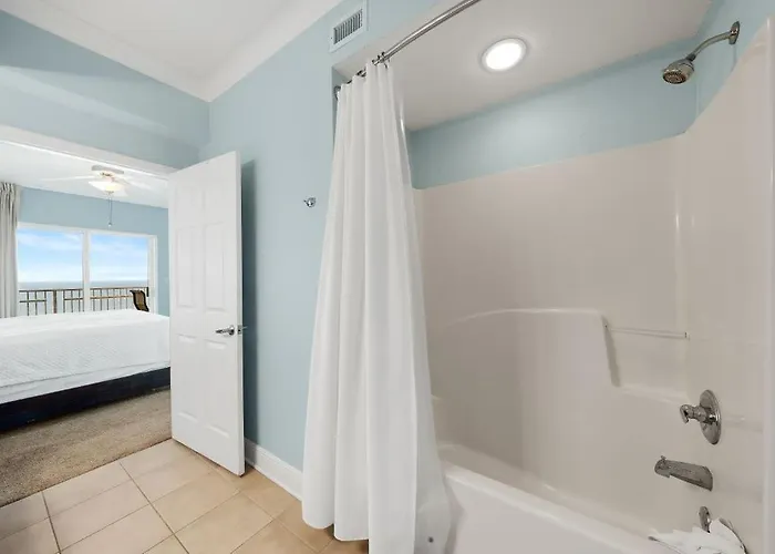Crystal Shores West 1008 By Youngs Suncoast Apartment *