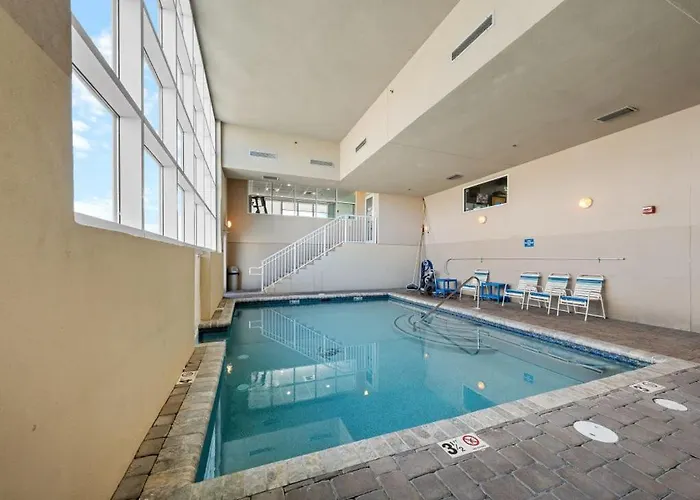 Crystal Shores West 1008 By Youngs Suncoast Apartment *